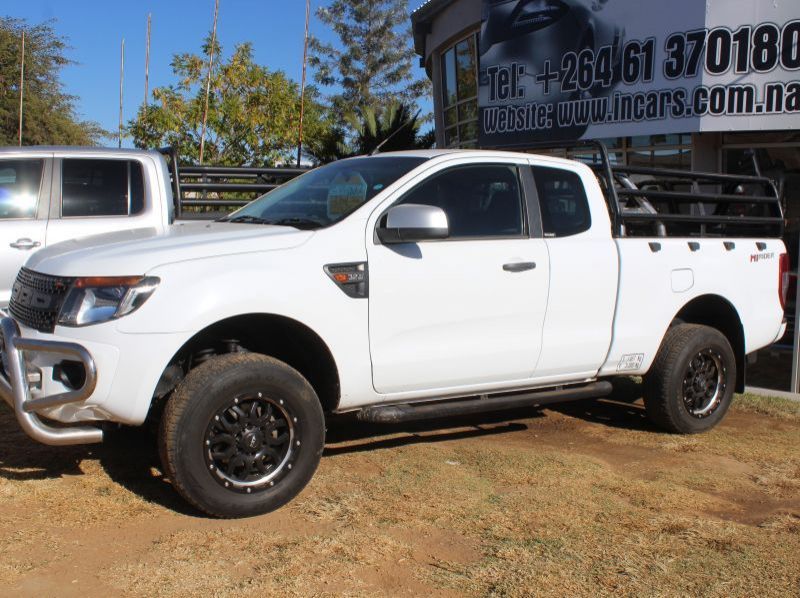 2012 Ford Ranger 3.2 XLS 2x4 Manual pictures