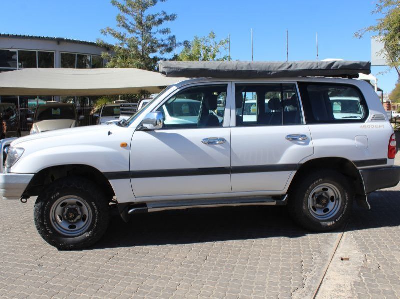 2005 Toyota Landcruiser 4.5 EFI 100 series pictures
