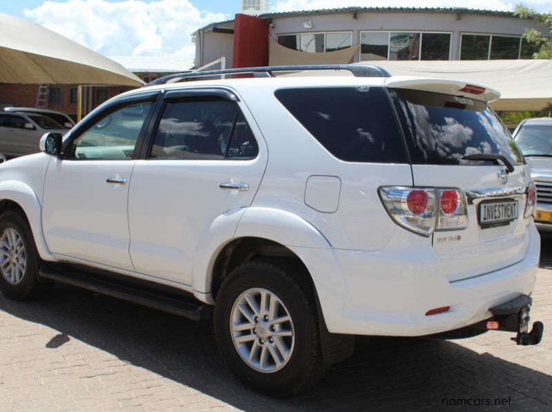 2013 Toyota FORTUNER 3.0 D4D 4X4 MANUAL pictures