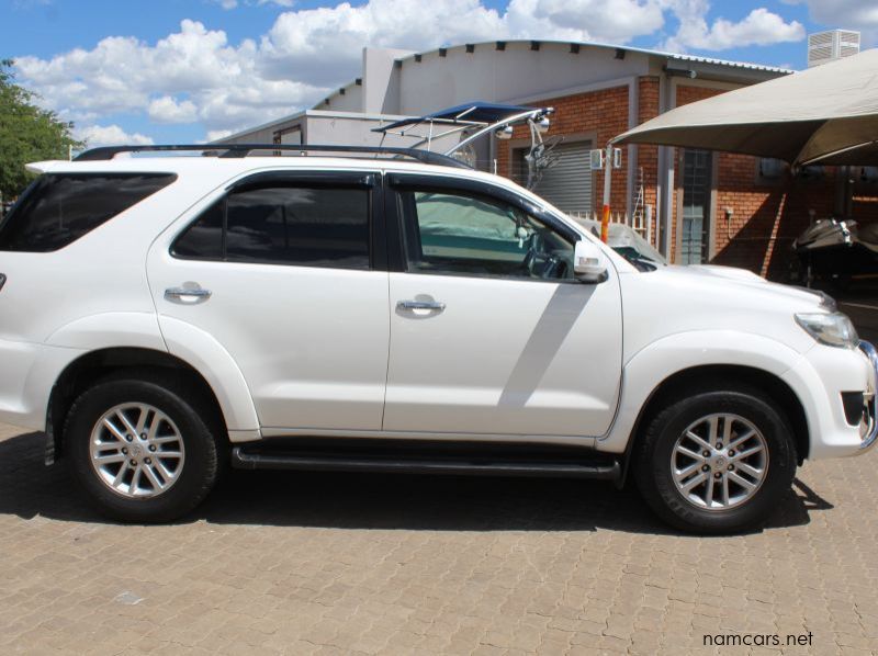 2013 Toyota FORTUNER 3.0 D4D 4X4 MANUAL pictures
