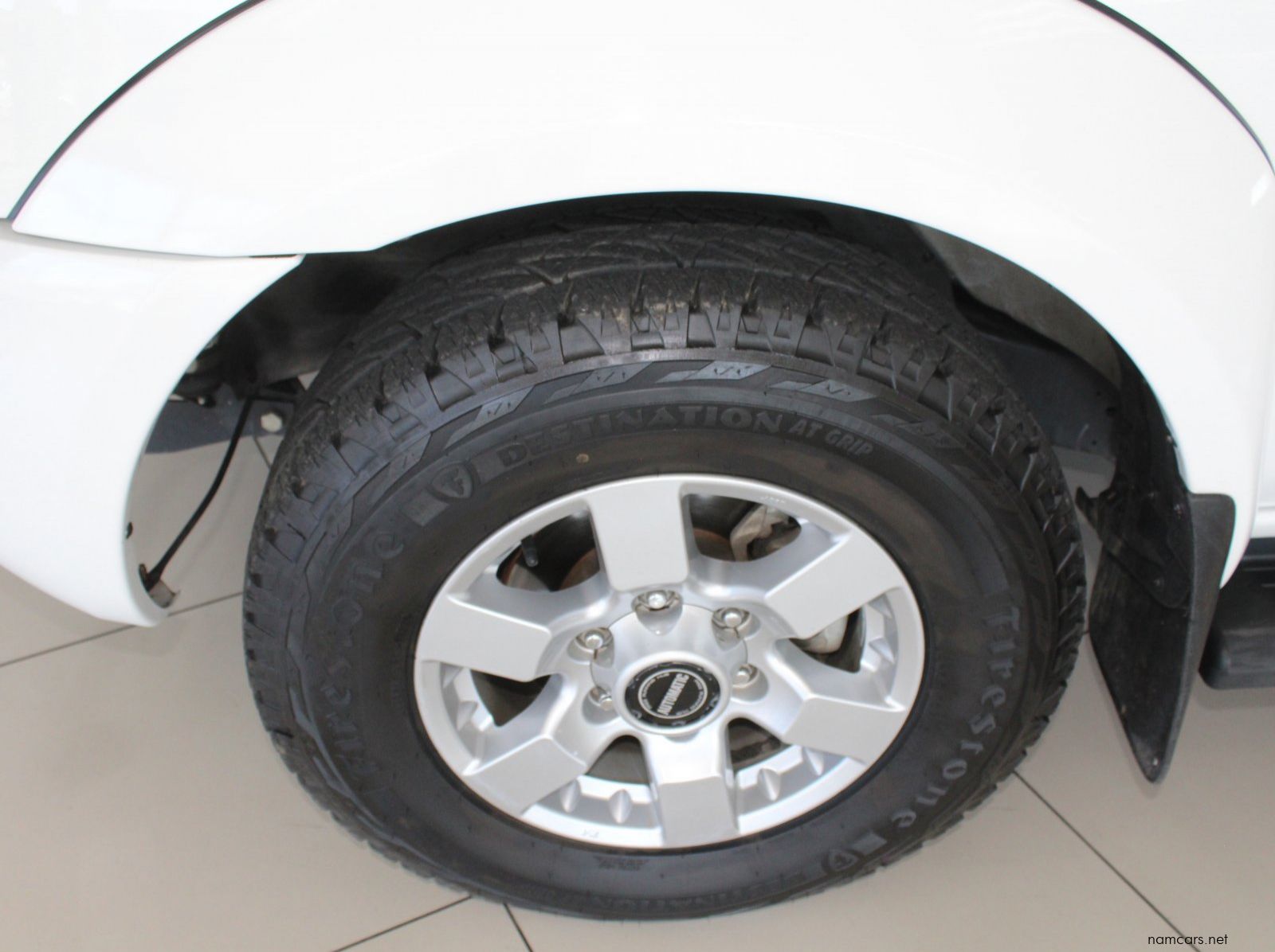 2020 Nissan NP300 DC 4x4 pictures