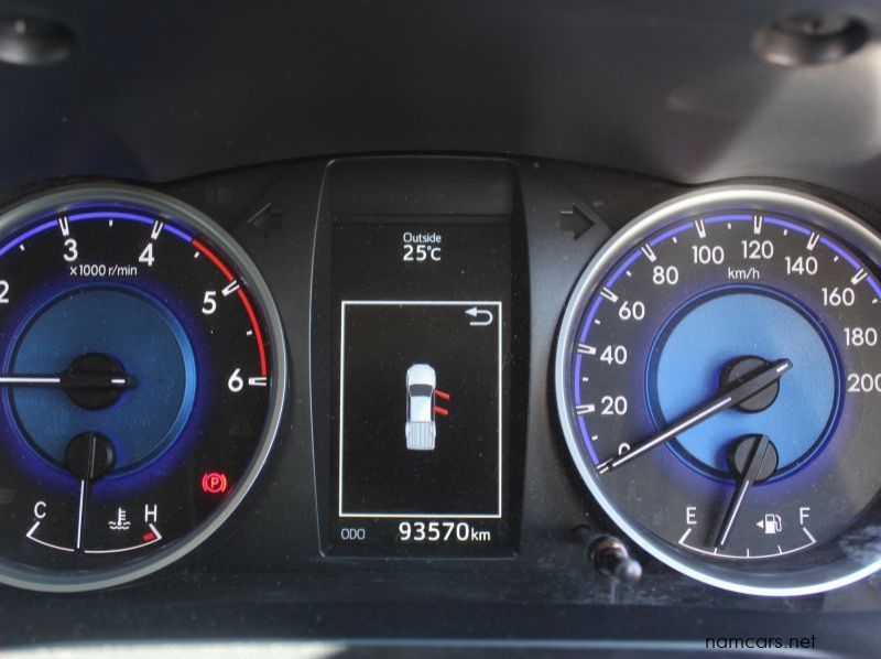 2017 Toyota HILUX 2.8 GD6 4X4 MANUAL D/C pictures