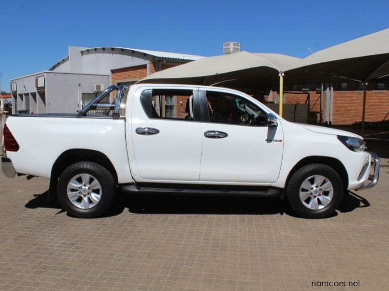 2017 Toyota HILUX 2.8 GD6 4X4 MANUAL D/C pictures
