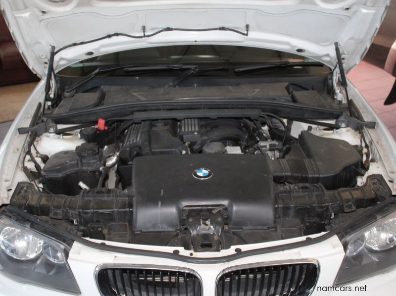 2011 BMW 120I 5 door Hatch pictures
