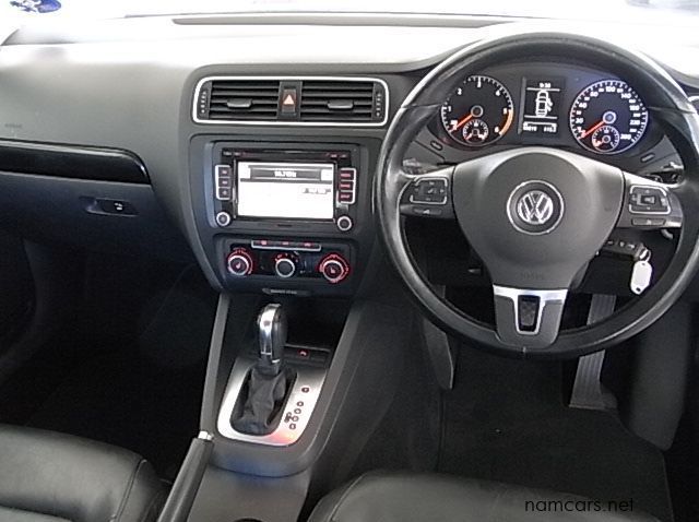 2014 Volkswagen Jetta 6 TDI 1.6 DSG Comfortline pictures