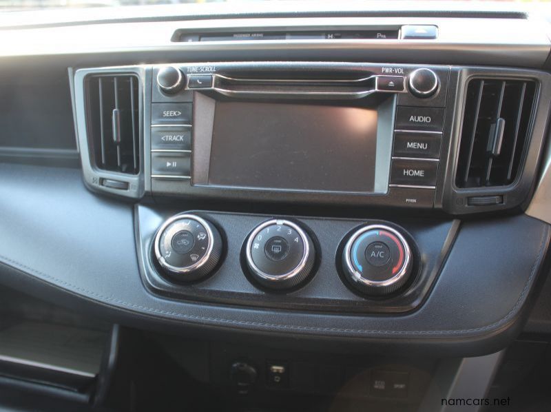 2017 Toyota RAV4 2.0I A/T GX 4X2 pictures