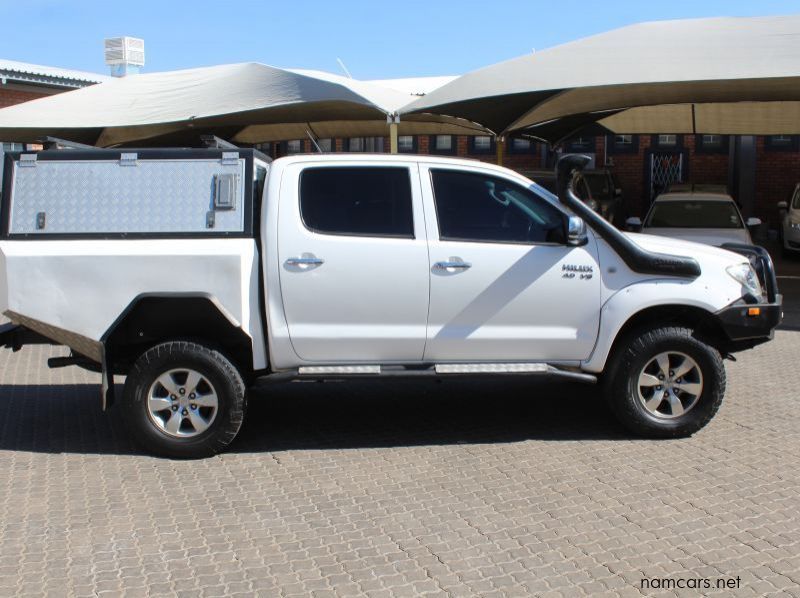 2009 Toyota Hilux 4.0 V6 D Cab 4x4 auto pictures