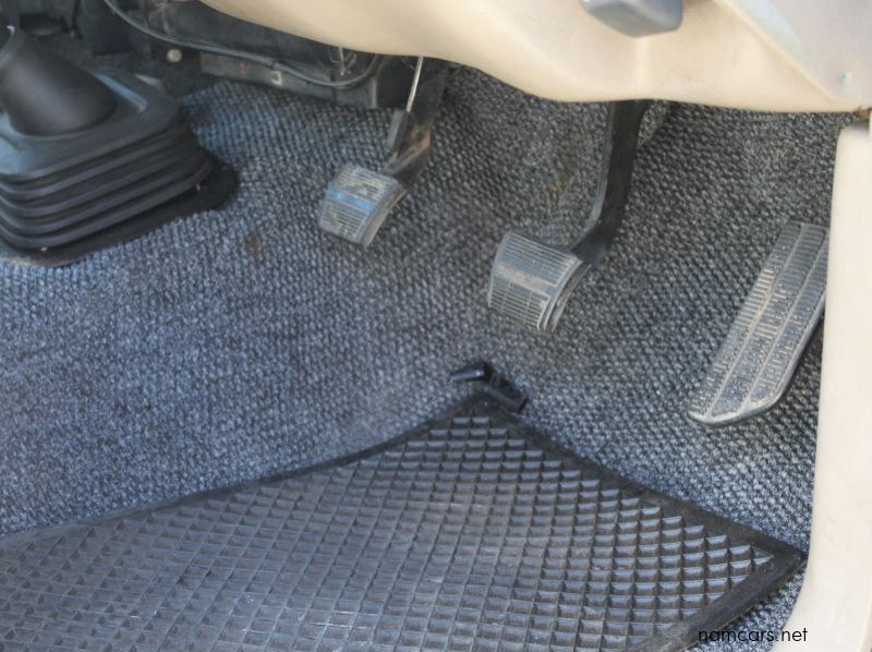 1996 Chevrolet CK2500 5.7 V8 4X4 S/C pictures