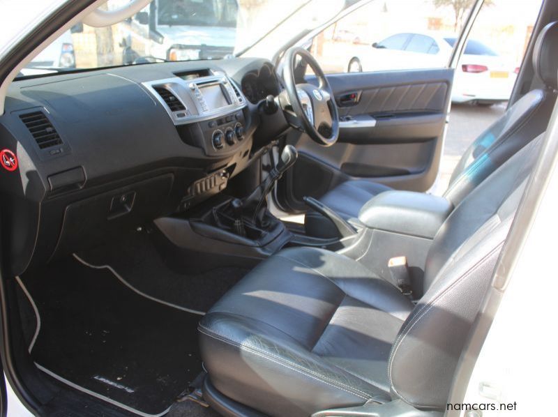 2015 Toyota Hilux Legend 45 Ex-Cab pictures