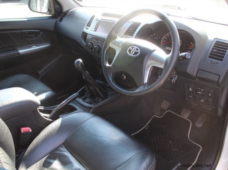 2015 Toyota Hilux Legend 45 Ex-Cab pictures