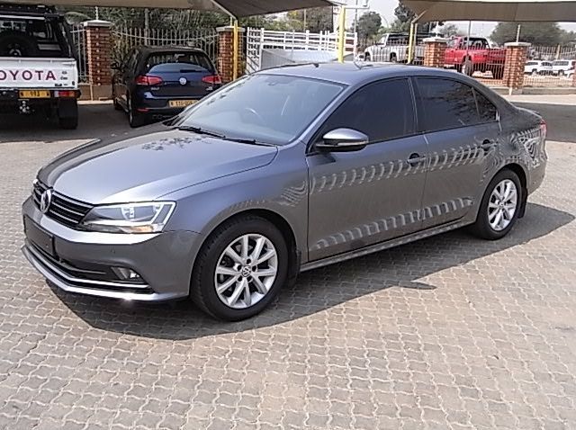 2015 Volkswagen Jetta 7  TSI DSG pictures