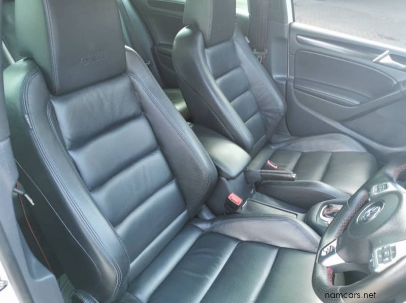 2012 Volkswagen GOLF 6 GTI DSG 35 EDITION pictures