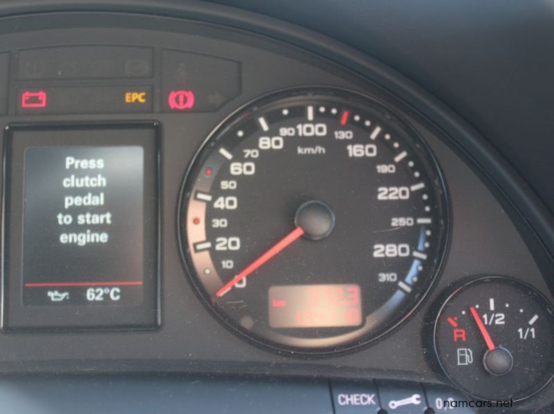 2006 Audi RS4 4.2 V8 pictures