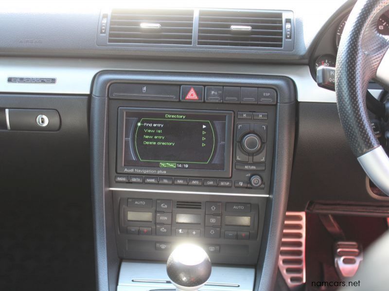 2006 Audi RS4 4.2 V8 pictures