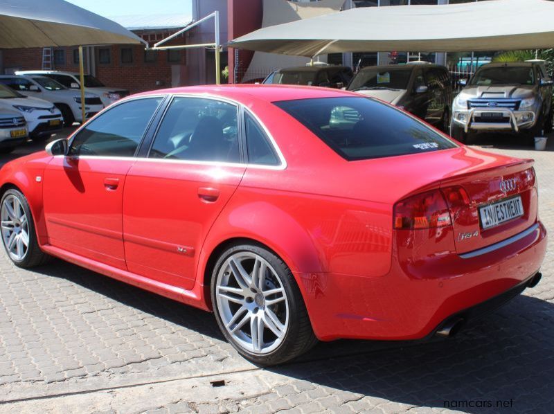 2006 Audi RS4 4.2 V8 pictures