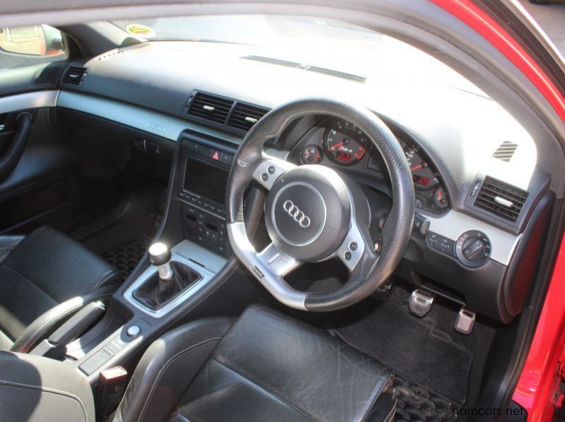 2006 Audi RS4 4.2 V8 pictures