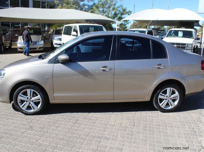 2014 Volkswagen POLO VIVO 1.6 SEDAN pictures