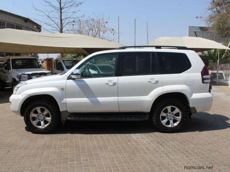 2005 Toyota PRADO 4.0 V6 A/T VX pictures