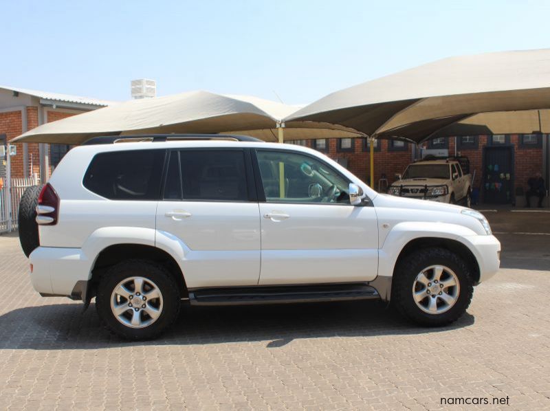 2005 Toyota PRADO 4.0 V6 A/T VX pictures