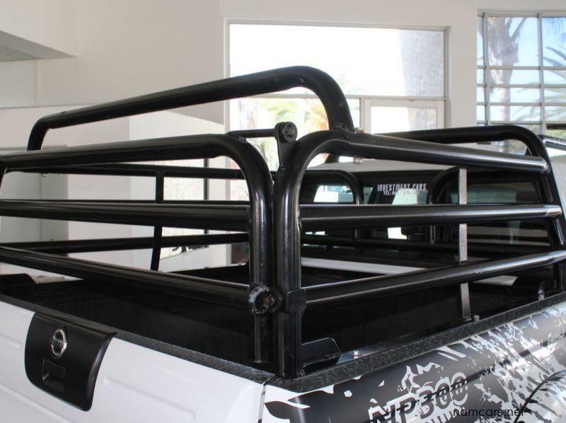 2019 Nissan NP300 2.5TDI D/C 4X4 X38 EDITION pictures