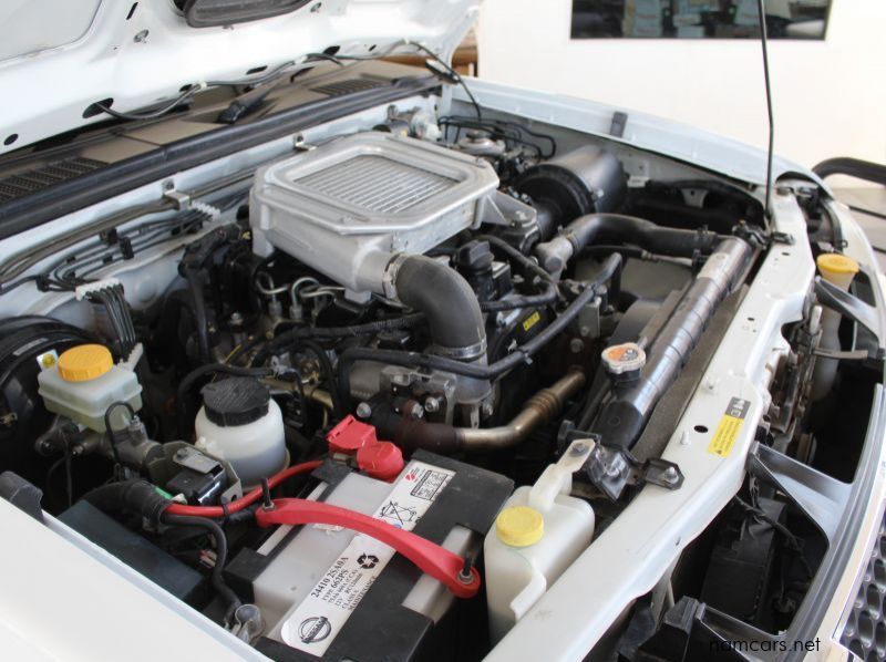 2019 Nissan NP300 2.5TDI D/C 4X4 X38 EDITION pictures