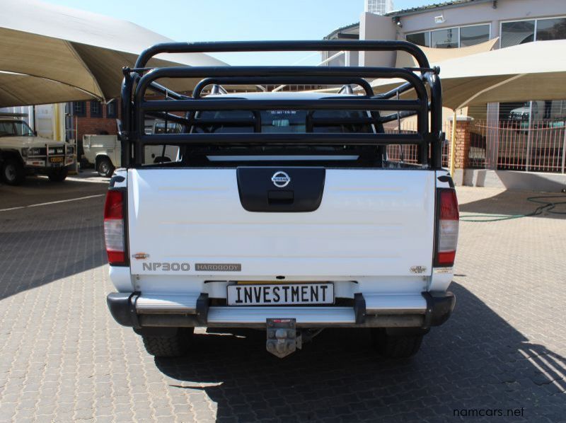 2019 Nissan NP300 2.5TDI D/C 4X4 X38 EDITION pictures