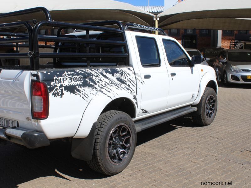 2019 Nissan NP300 2.5TDI D/C 4X4 X38 EDITION pictures