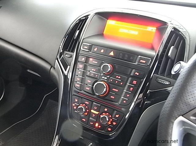 2014 Opel Astra OPC pictures