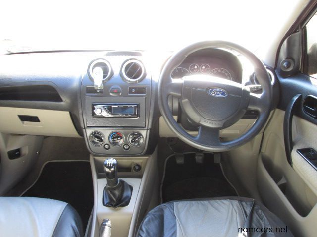 2007 Ford Ikon pictures