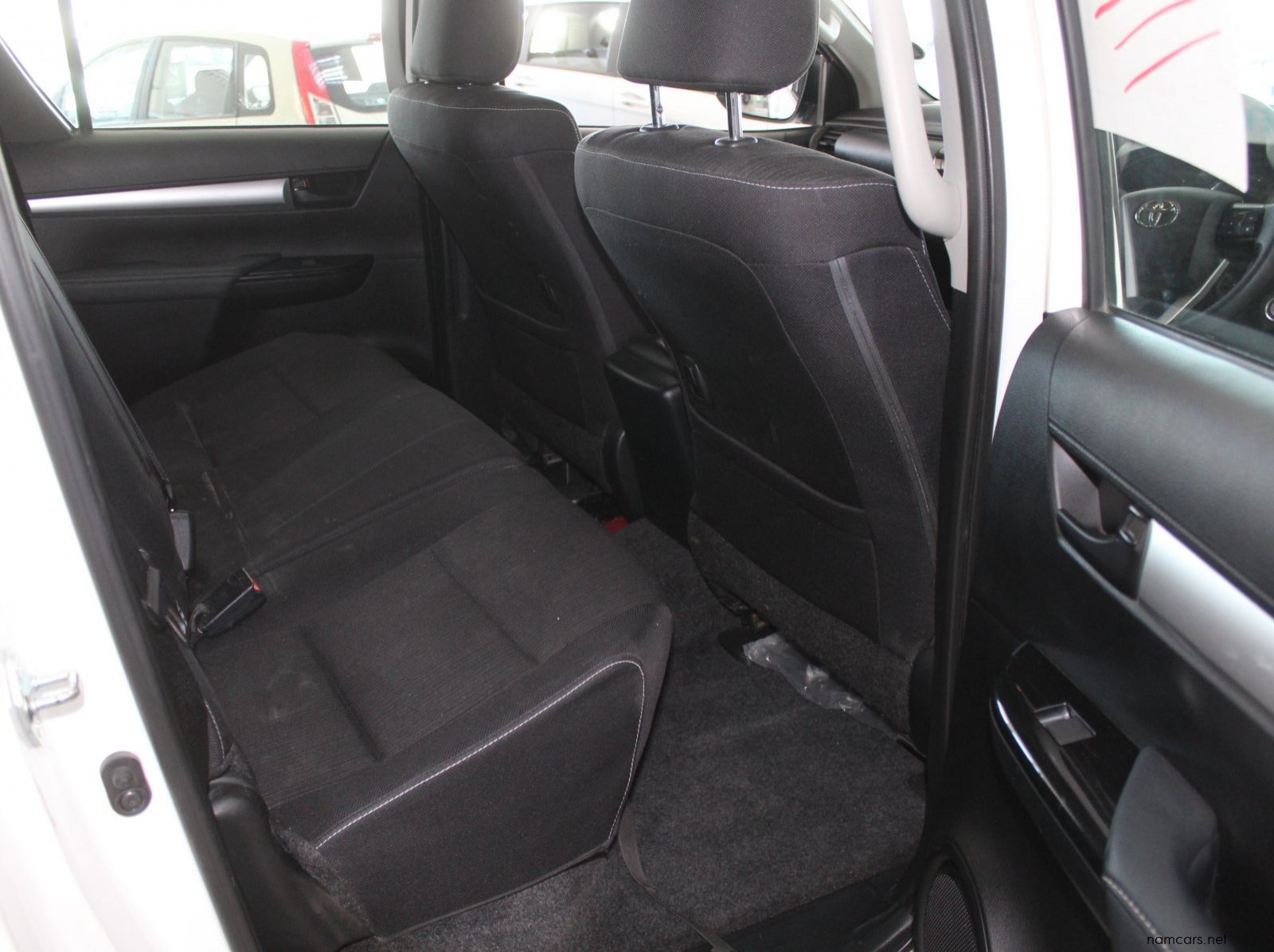 2025 Toyota Hilux 2.4 GD6 pictures