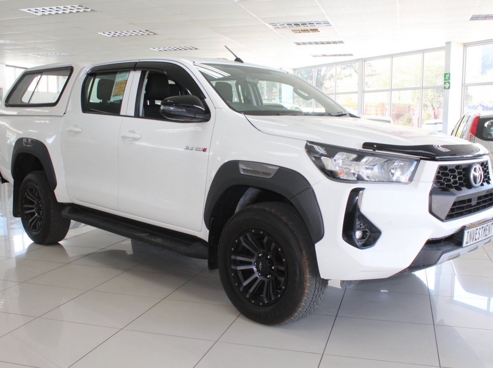 2025 Toyota Hilux 2.4 GD6 pictures