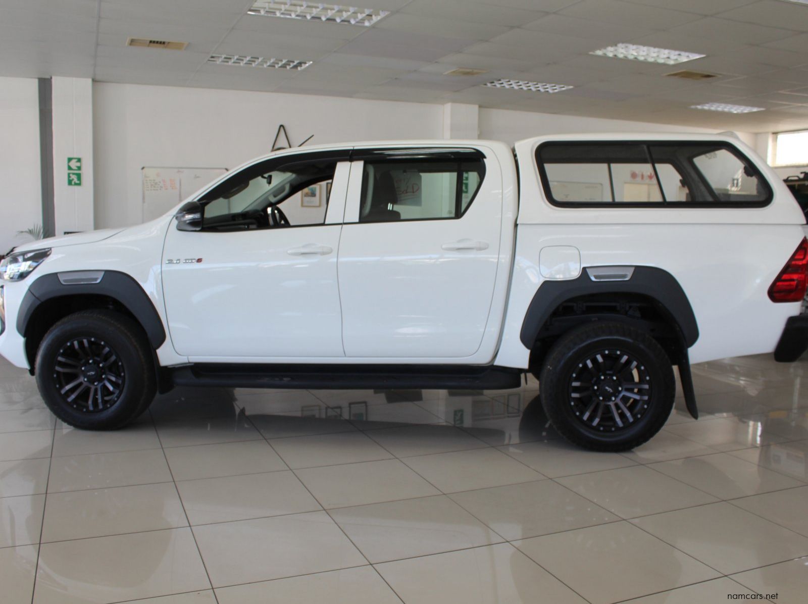 2025 Toyota Hilux 2.4 GD6 pictures