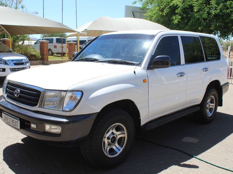 2010 Toyota LAND CRUISER 100SERIES 4.5 EFI 4X4 pictures