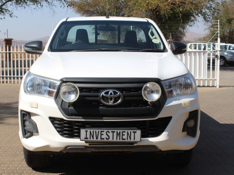 2018 Toyota Hilux 2.4 GD6 RB 4x2 S cab pictures