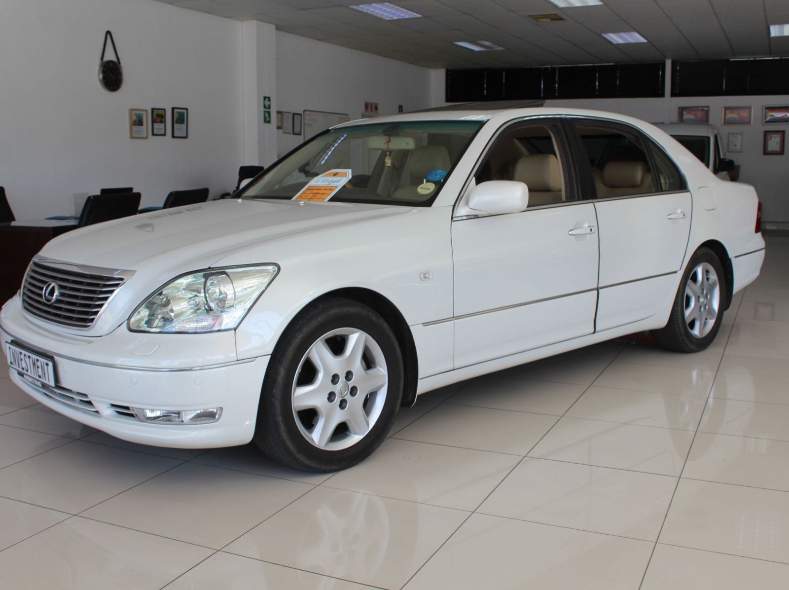 2004 Lexus LS430 V8 pictures