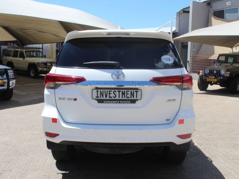 2021 Toyota FORTUNER 2.8GD6 A/T 4X4 7 seat pictures