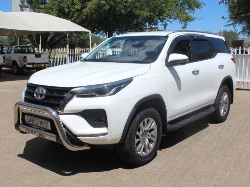 2021 Toyota FORTUNER 2.8GD6 A/T 4X4 7 seat pictures