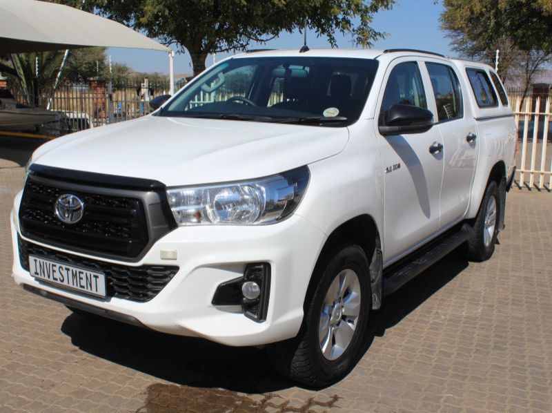 2018 Toyota HILUX 2.4 GD6 D/C 4X4 SRX A/T pictures