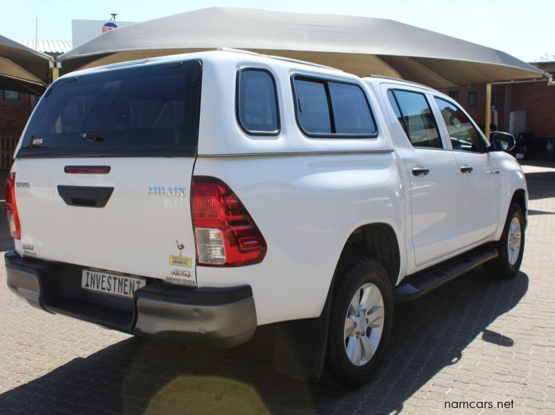 2018 Toyota HILUX 2.4 GD6 D/C 4X4 SRX A/T pictures