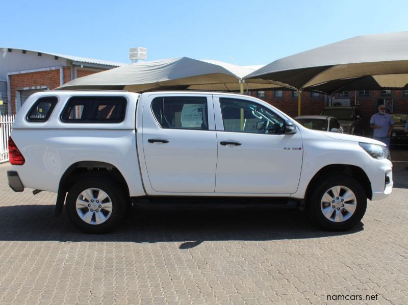 2018 Toyota HILUX 2.4 GD6 D/C 4X4 SRX A/T pictures