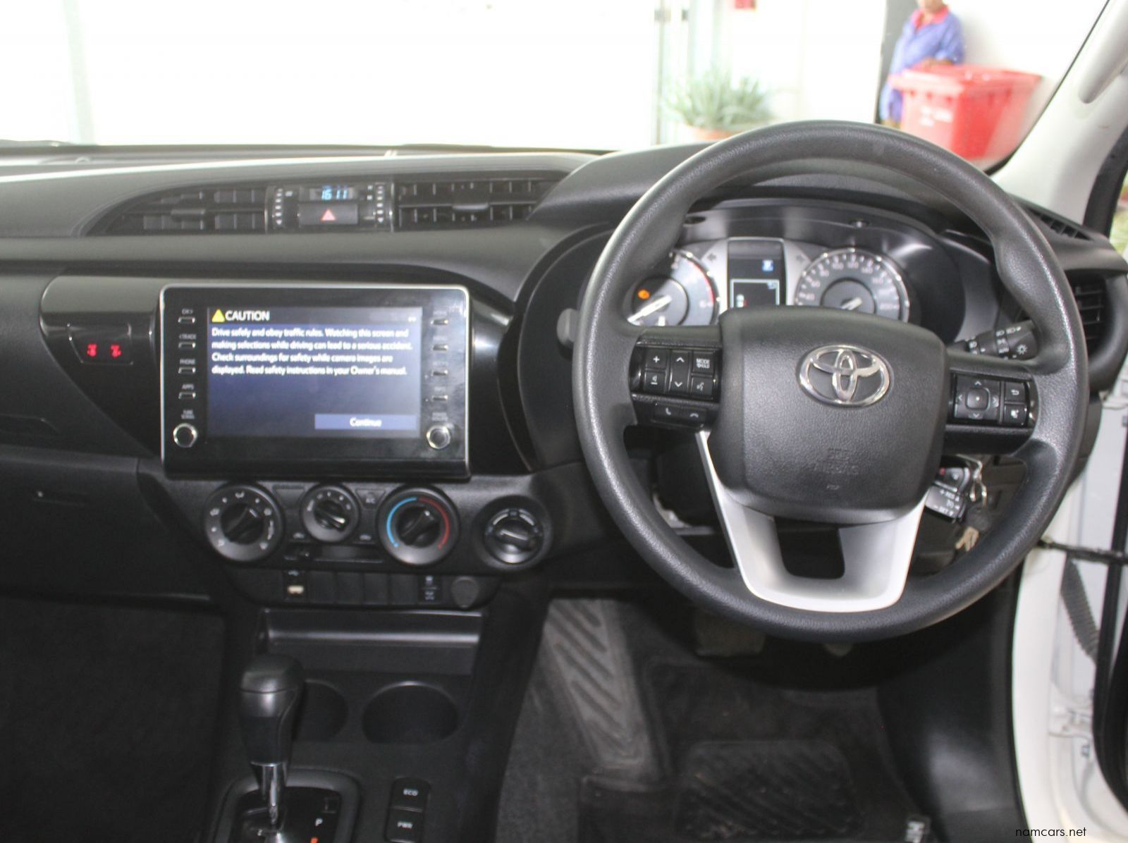 2024 Toyota Hilux 2.4 GD6 4x4 D cab pictures