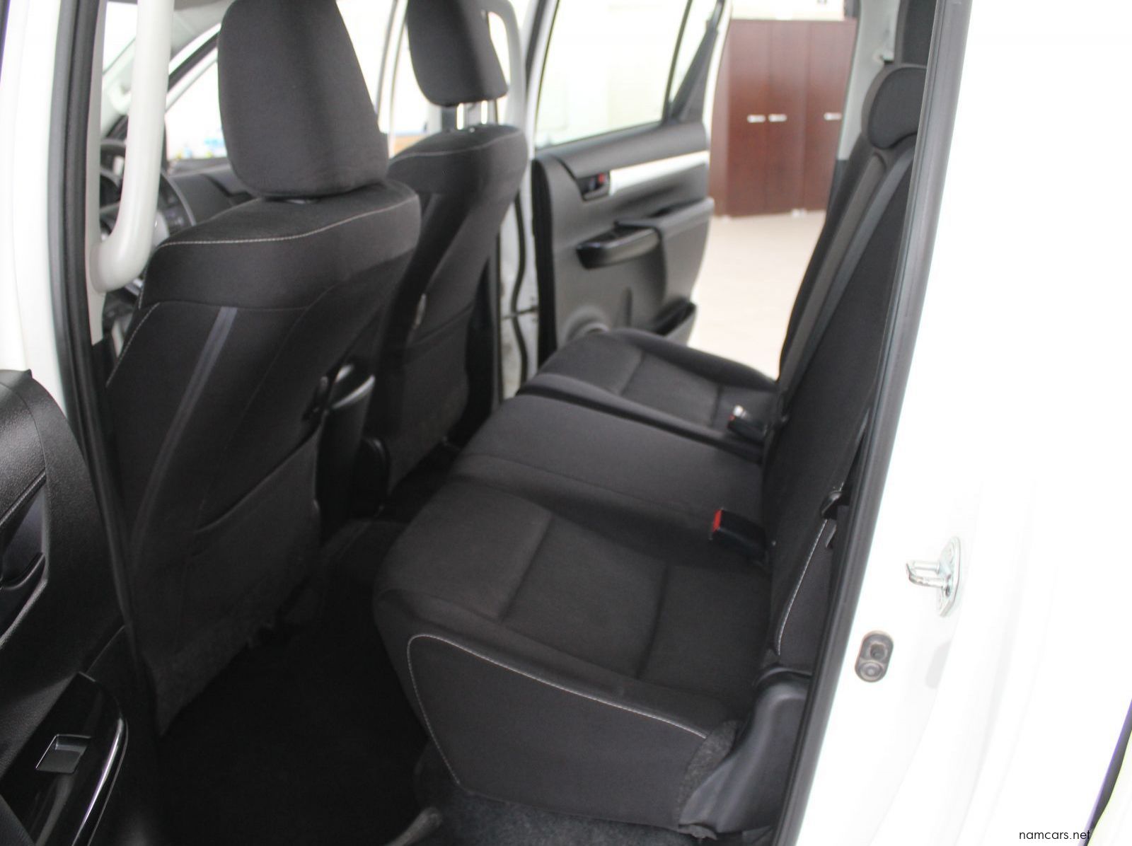 2024 Toyota Hilux 2.4 GD6 4x4 auto D cab pictures