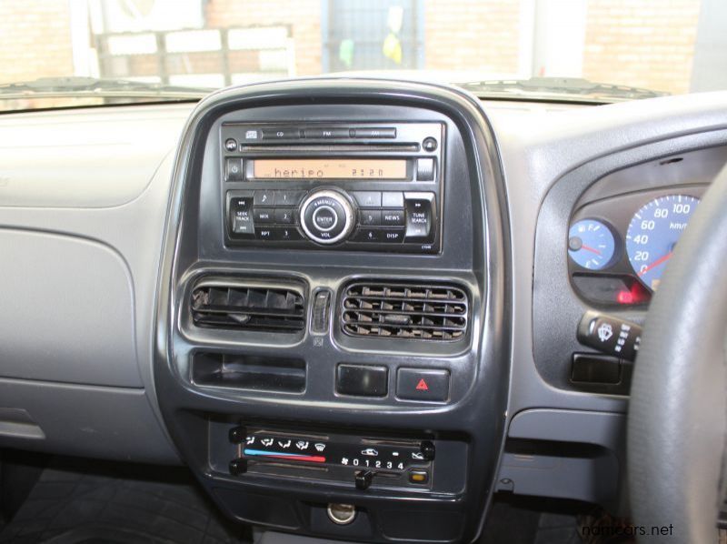 2018 Nissan NP300 2.5TDI D/C 4X4 pictures