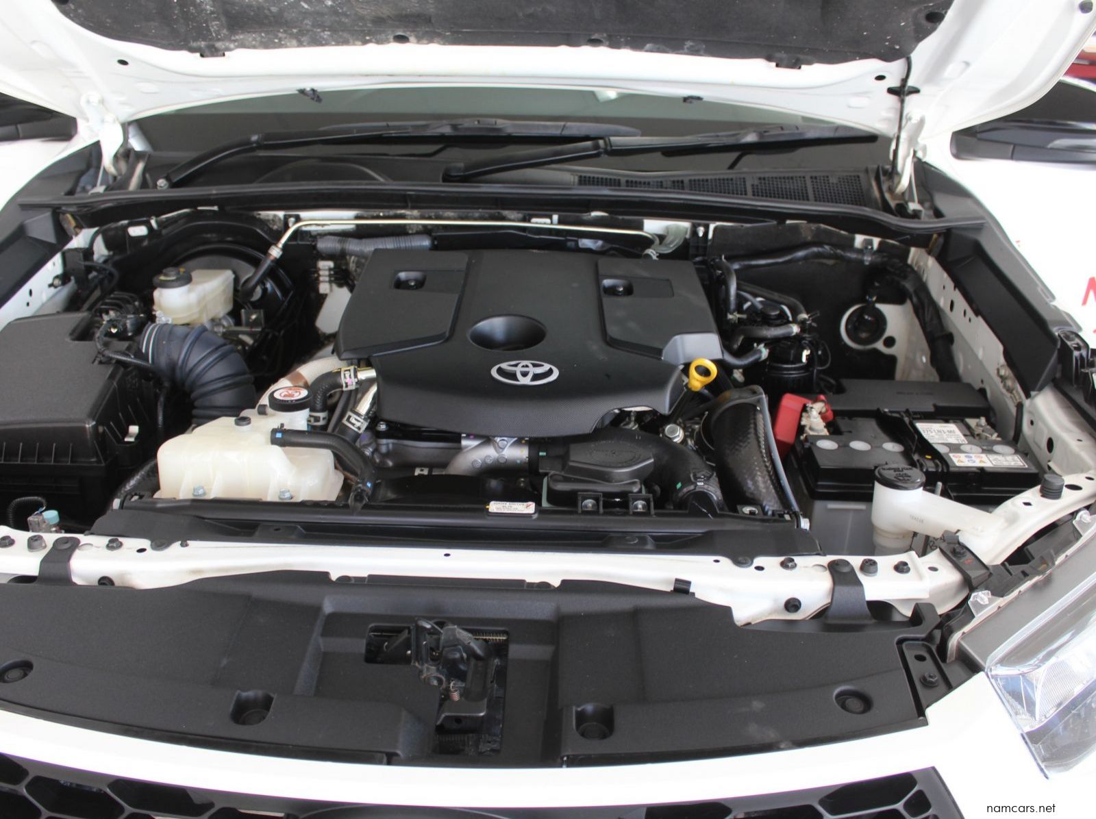 2025 Toyota Hilux 2.4GD6 pictures