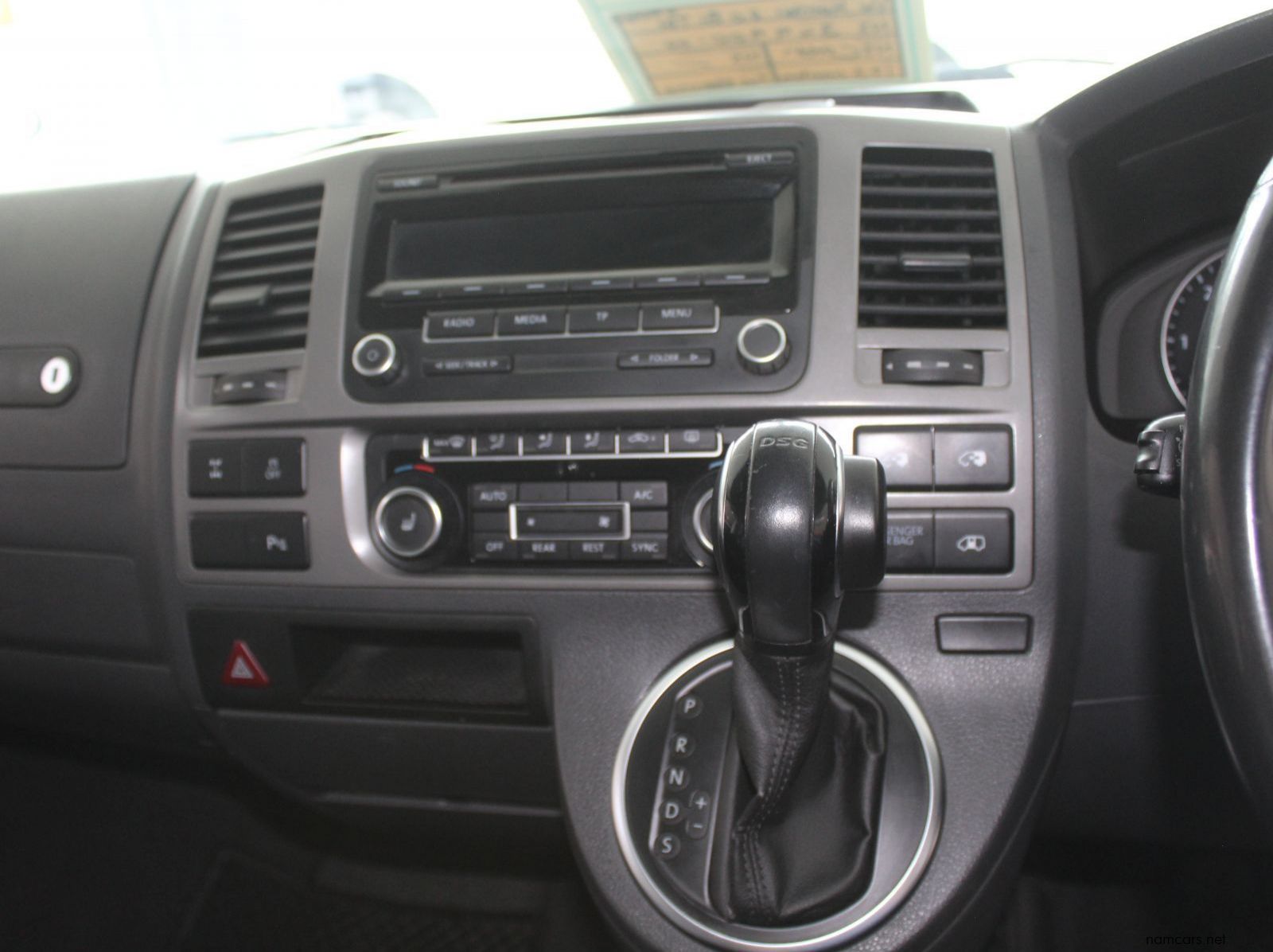 2013 Volkswagen VW Carravelle 2.0 BITDI 4 Mot DSG pictures