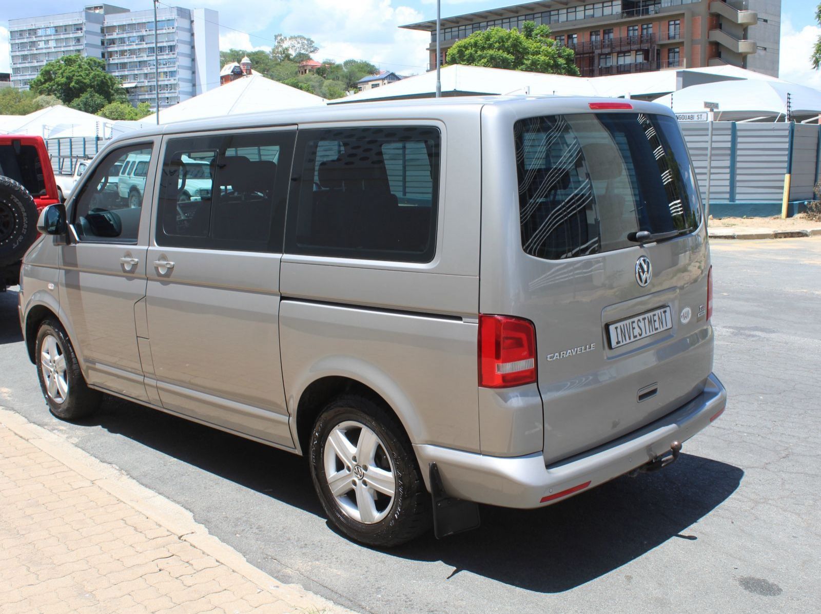 2013 Volkswagen VW Carravelle 2.0 BITDI 4 Mot DSG pictures