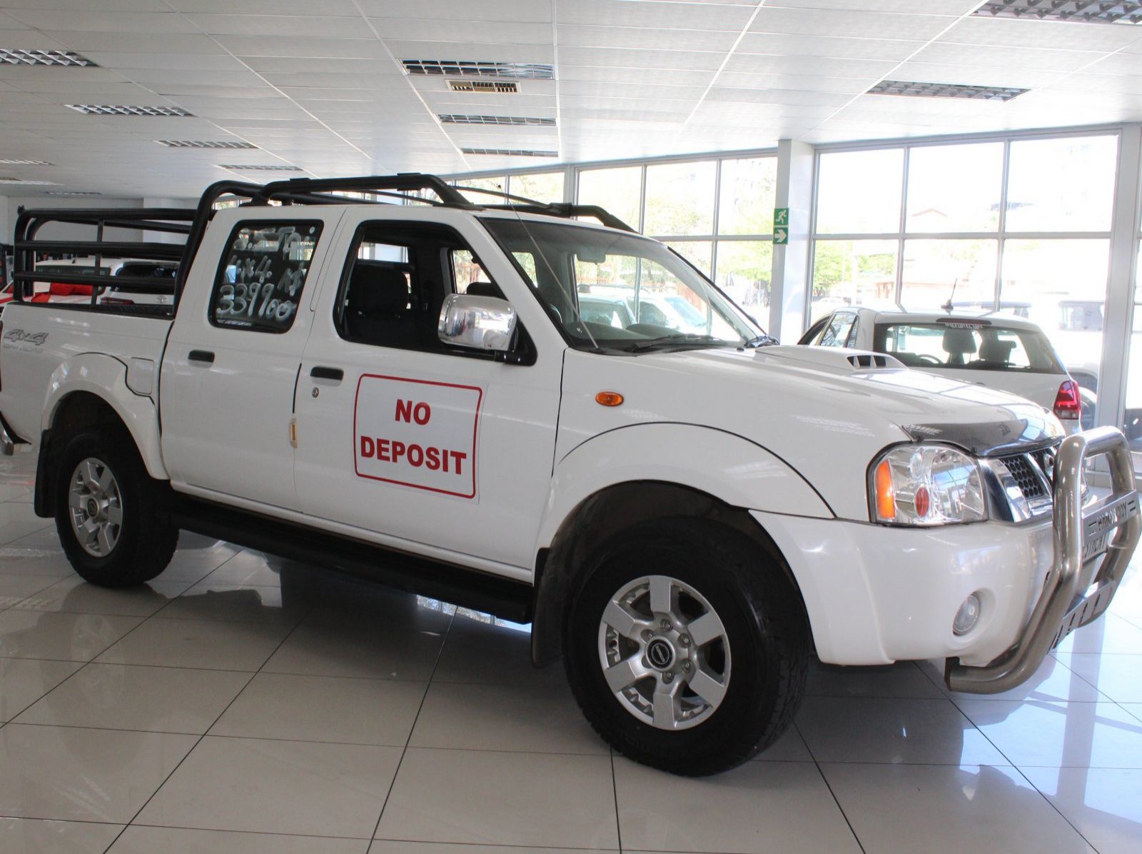 Used Nissan NP300 2.5 TDI DC for sale in Windhoek, Namibia