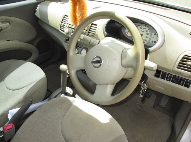 2008 Nissan March pictures