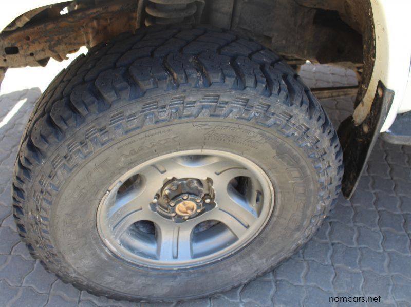 2003 Toyota LAND CRUISER 4.5EFI D/C 4X4 pictures