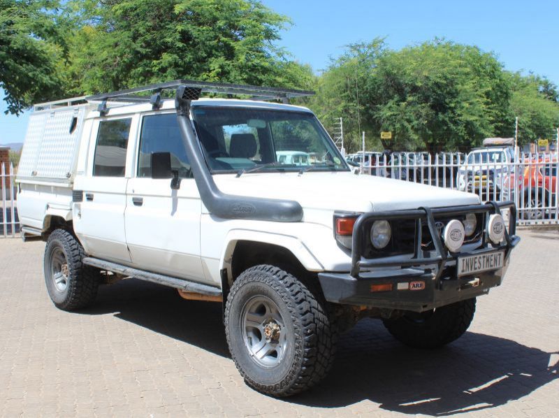 2003 Toyota LAND CRUISER 4.5EFI D/C 4X4 pictures